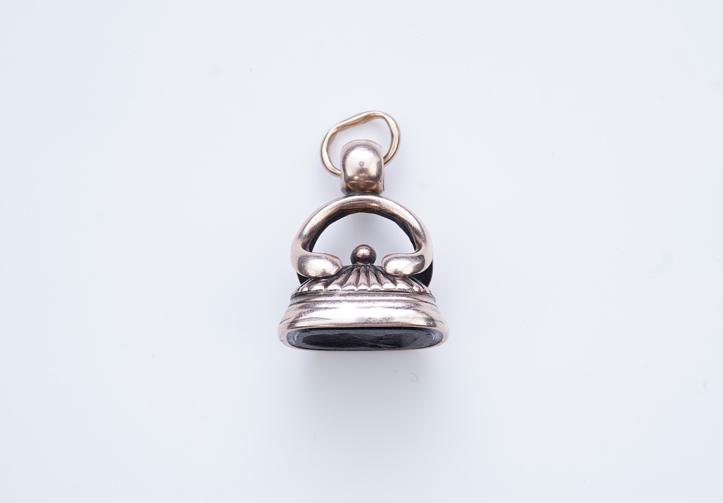 A gold and glass intaglio fob seal depicting Nelson, early 19th century